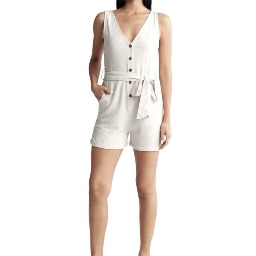 Vici Viscose and Linen Blend Belted Romper Sleeveless V-neck Buttons Cream Sz M